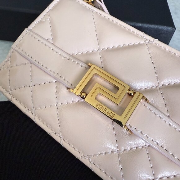 Versace Quilted Pale Pink Leather Card Holder Wallet, Gold-tone logo metal - Picture 5 of 9